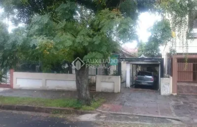 Casa em condomínio fechado com 1 quarto à venda na rua evaristo da veiga, 427, partenon, porto alegre, 338 m2 por r$ 440.000