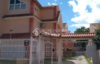 Casa em condomínio fechado com 3 quartos à venda na rua tamandaré, 1156, camaquã, porto alegre, 242 m2 por r$ 690.000