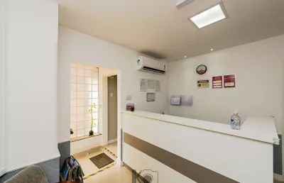 Casa com 1 quarto à venda na rua miguel tostes, 804, rio branco, porto alegre, 300 m2 por r$ 1.500.000