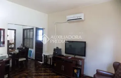 Casa em condomínio fechado com 3 quartos à venda na rua são manoel, 164, rio branco, porto alegre, 118 m2 por r$ 980.000