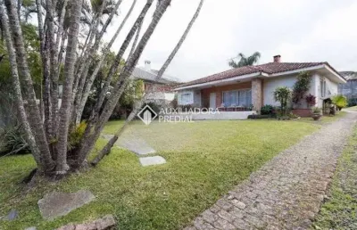 Casa com 3 quartos à venda na rua joão mendes ouriques, 234, jardim isabel, porto alegre, 220 m2 por r$ 900.000