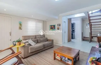 Casa em condomínio fechado com 3 quartos à venda na rua padre joão batista reus, 2748, vila conceição, porto alegre, 102 m2 por r$ 680.000