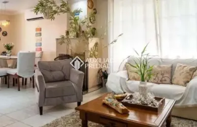 Casa em condomínio fechado com 3 quartos à venda na rua ladislau neto, 474, ipanema, porto alegre, 226 m2 por r$ 950.000