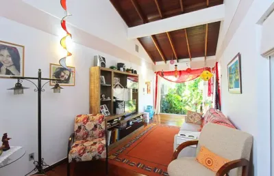Casa em condomínio fechado com 3 quartos à venda na rua almirante mariath, 69, tristeza, porto alegre, 217 m2 por r$ 950.000