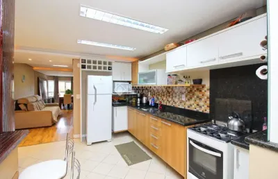 Casa com 2 quartos à venda na rua baldoino bottini, 372, hípica, porto alegre, 83 m2 por r$ 371.000