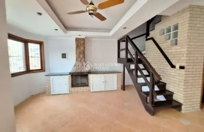 Casa em condomínio fechado com 3 quartos à venda na avenida edgar pires de castro, 1286, hípica, porto alegre, 191 m2 por r$ 370.000