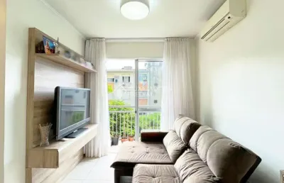 Apartamento com 2 quartos à venda na rua doutor barcelos, 2434, tristeza, porto alegre, 54 m2 por r$ 370.000
