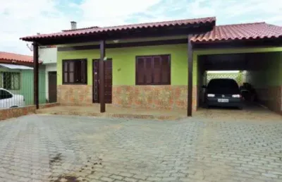 Casa em condomínio fechado com 2 quartos à venda na rua bento silva nunes, 141, restinga, porto alegre, 120 m2 por r$ 447.000