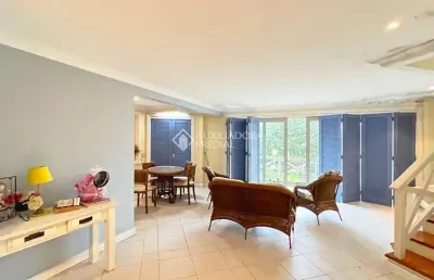Casa em condomínio fechado com 4 quartos à venda na rua professor ulisses cabral, 435, chácara das pedras, porto alegre, 459 m2 por r$ 1.195.000