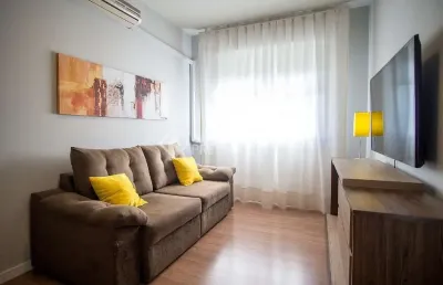 Apartamento com 2 quartos à venda na rua moyses antunes da cunha, 55, santo antônio, porto alegre, 56 m2 por r$ 250.000