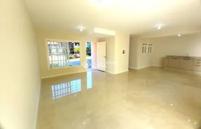 Casa em condomínio fechado com 3 quartos à venda na rua conrado ferrari, 71, jardim isabel, porto alegre, 221 m2 por r$ 950.000