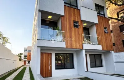 Casa em condomínio fechado com 3 quartos à venda na rua doutor pereira neto, 530, tristeza, porto alegre, 135 m2 por r$ 1.099.000