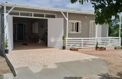 Casa com 2 quartos à venda na rua oito mil e treze, 140, lageado, porto alegre, 130 m2 por r$ 490.000