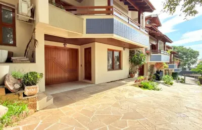 Casa em condomínio fechado com 3 quartos à venda na rua jaguari, 910, cristal, porto alegre, 174 m2 por r$ 780.000