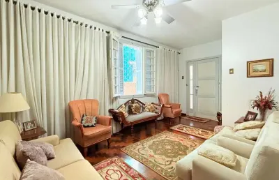 Casa com 5 quartos à venda na rua doutor oscar bittencourt, 318, menino deus, porto alegre, 297 m2 por r$ 1.349.900