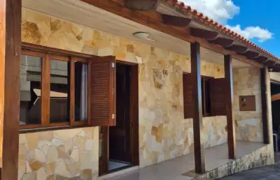 Casa com 3 quartos à venda na rua oswaldo goidanich, 66, vila nova, porto alegre, 262 m2 por r$ 390.000