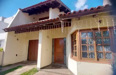 Casa com 3 quartos à venda na rua campos elíseos, 78, glória, porto alegre, 180 m2 por r$ 1.500.000