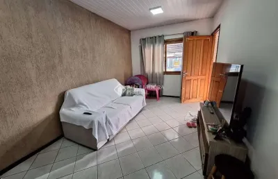 Casa com 2 quartos à venda na rua josé celestino da silva, 230, hípica, porto alegre, 51 m2 por r$ 280.000