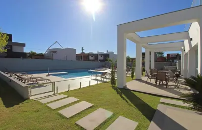Casa em condomínio fechado com 3 quartos à venda na rua sinai, 41, ipanema, porto alegre, 197 m2 por r$ 1.350.000