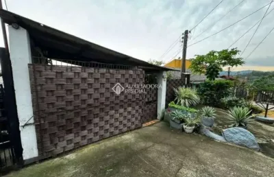 Casa com 3 quartos à venda na rua bazilio pellin filho, 1650, tristeza, porto alegre, 111 m2 por r$ 300.000