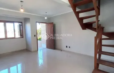 Casa com 3 quartos à venda na rua doutor sady soares, 61, guarujá, porto alegre, 80 m2 por r$ 419.000