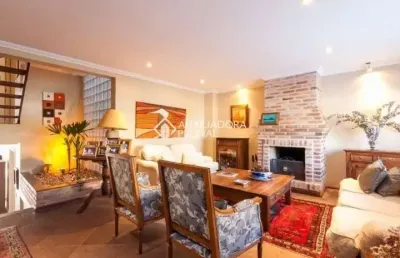 Casa em condomínio fechado com 4 quartos à venda na rua josé sanguinetti, 170, jardim isabel, porto alegre, 473 m2 por r$ 2.100.000