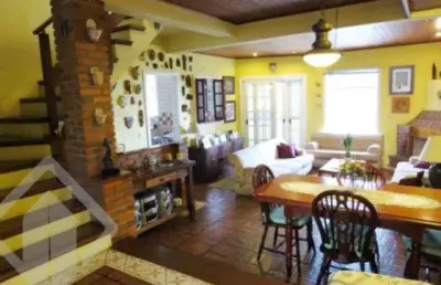 Casa em condomínio fechado com 3 quartos à venda na rua padre joão batista reus, 1700, vila conceição, porto alegre, 198 m2 por r$ 668.000
