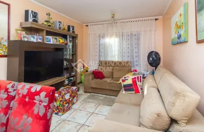 Casa em condomínio fechado com 3 quartos à venda na rua panambi, 185, cavalhada, porto alegre, 149 m2 por r$ 649.900
