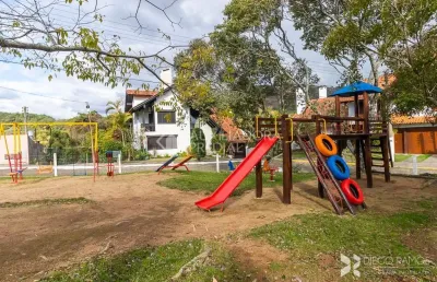 Casa em condomínio fechado com 4 quartos à venda na rua professor antônio josé remião, 15, espírito santo, porto alegre, 250 m2 por r$ 2.000.000