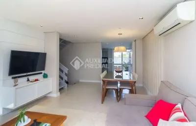 Casa em condomínio fechado com 3 quartos à venda na rua joão mendes ouriques, 147, ipanema, porto alegre, 204 m2 por r$ 799.000