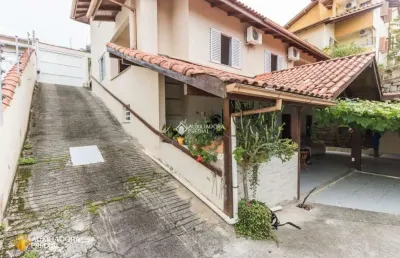 Casa com 5 quartos à venda na rua gonçalves ledo, 222, trindade, florianópolis, 235 m2 por r$ 1.840.000