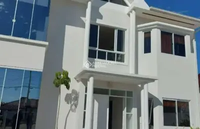 Prédio à venda na avenida das pitangueiras, 381, daniela, florianópolis, 280 m2 por r$ 2.100.000