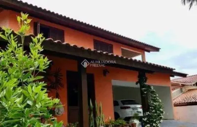 Casa com 3 quartos à venda na servidão antônio irineu da silva, 300, córrego grande, florianópolis, 194 m2 por r$ 1.696.000
