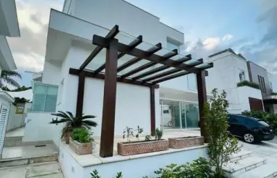 Casa em condomínio fechado com 4 quartos à venda na rodovia jornalista maurício sirotsky sobrinho, 5057, jurerê, florianópolis, 368 m2 por r$ 5.900.000
