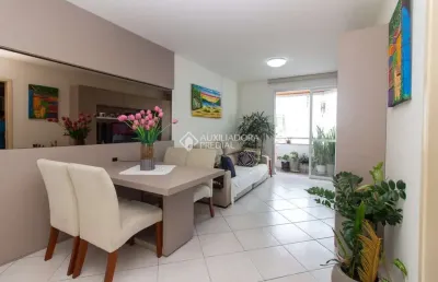 Apartamento com 3 quartos à venda na rua lauro linhares, 1520, trindade, florianópolis, 84 m2 por r$ 900.000