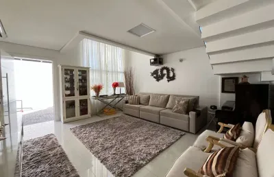 Casa com 3 quartos à venda na rua doutor joão carlos barom maurer, 100, córrego grande, florianópolis, 199 m2 por r$ 1.890.000