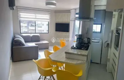 Apartamento com 2 quartos à venda na rodovia tertuliano brito xavier, 1993, canasvieiras, florianópolis, 98 m2 por r$ 700.000