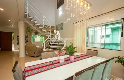 Casa em condomínio fechado com 3 quartos à venda na rua douglas seabra levier, 228, carvoeira, florianópolis, 315 m2 por r$ 3.900.000