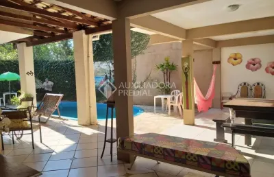 Casa com 6 quartos à venda na servidão revoar das perdizes, 344, campeche, florianópolis, 380 m2 por r$ 1.963.000