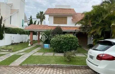 Casa com 5 quartos à venda na rua das tainhas, 75, jurerê internacional, florianópolis, 236 m2 por r$ 3.500.000