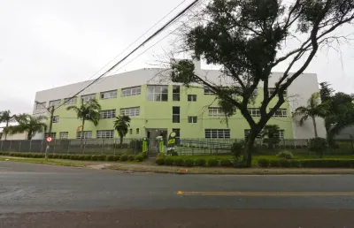 Ponto comercial com 35 salas para alugar na Avenida Monteiro Tourinho, 1250, Bacacheri, Curitiba