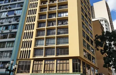 Sala comercial com 1 sala para alugar na Praça General Osório, 368, Centro, Curitiba