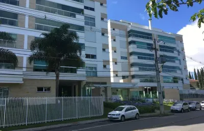 Apartamento com 3 quartos para alugar na Rua José Casagrande, 1160, Vista Alegre, Curitiba