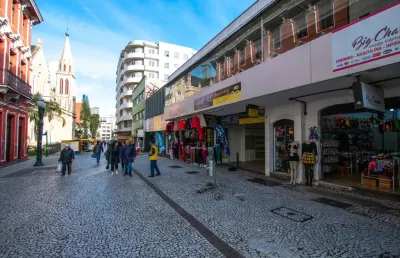 Barracão / Galpão / Depósito com 1 sala para alugar na Rua José Bonifácio, 69, Centro, Curitiba