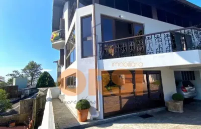 Vendo centro florianópolis casa semi mobiliada de 400m2 vista mar