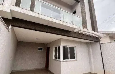 Sobrado com 3 dormitórios à venda, 124 m² por r$ 640.000,00 - coqueiral - cascavel/pr