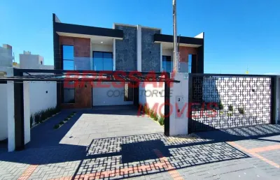 Sobrados novo com piscina  c.suite , closet,mais dois quartos no tropical 3