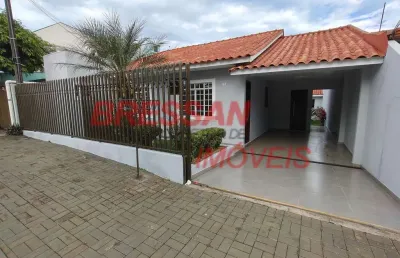 Casa à venda na Travessa Um, 43, Jardim Padovani, Cascavel