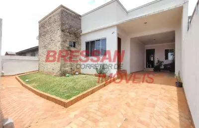 Vendo casa no universitário com acessibilidade para cadeirante