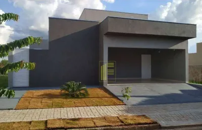 Casa terrea para locação em condomínio com 03 dormitórios, 01 suíte e lazer completo no condomínio.